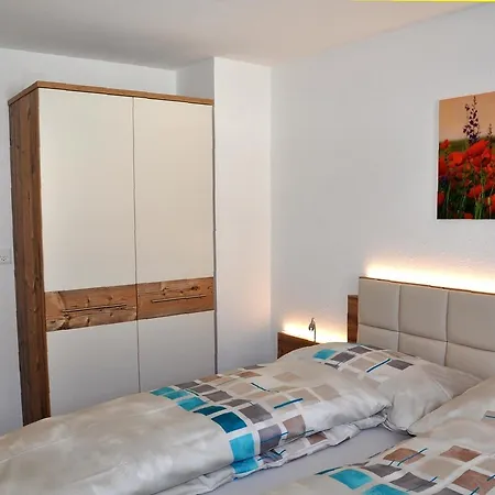 Apartment Minchueletta 3 *